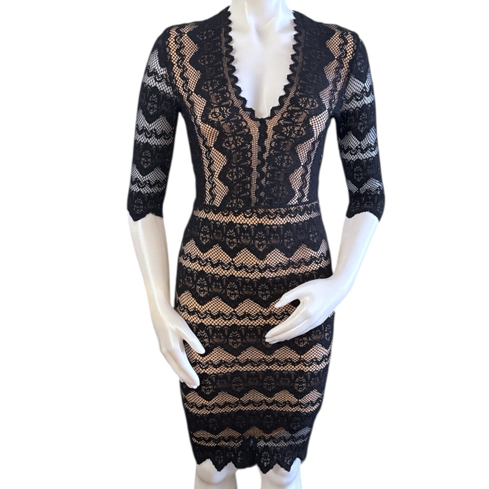 Nightcap Sierra Lace 3/4 Sleeve Deep V Dress Size 2 Us S